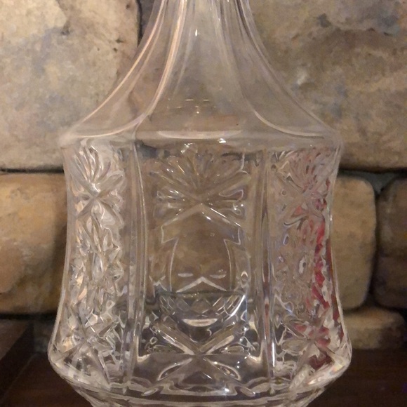 Vintage fancy Glass crystal liquor decanter - Picture 7 of 8